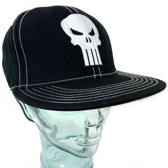 MARVEL Punisher Embroidered Skull Logo Flatbill Snapback Cap in Black - NEW - Picture 4 of 11